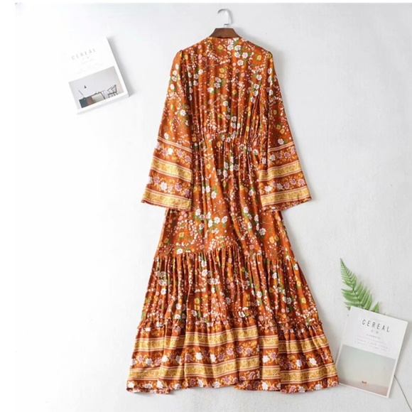 boho chic gypsy floral print low neck maxi dress - Picture 4 of 5